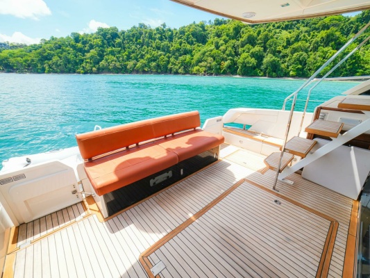 YOLO 50ft Fairline Yacht For Sale