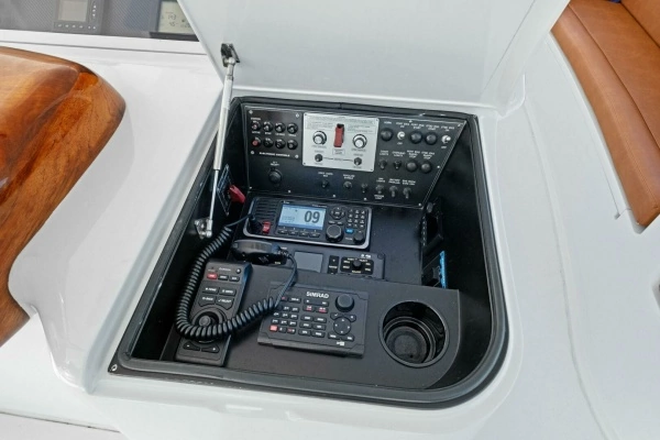 2012 Viking 82