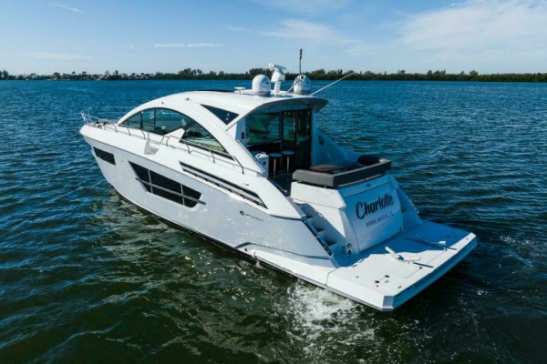 After Five 60ft Cruisers Yachts Yacht For Sale