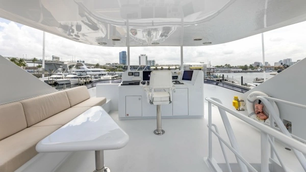 1998 Trinity Yachts 144
