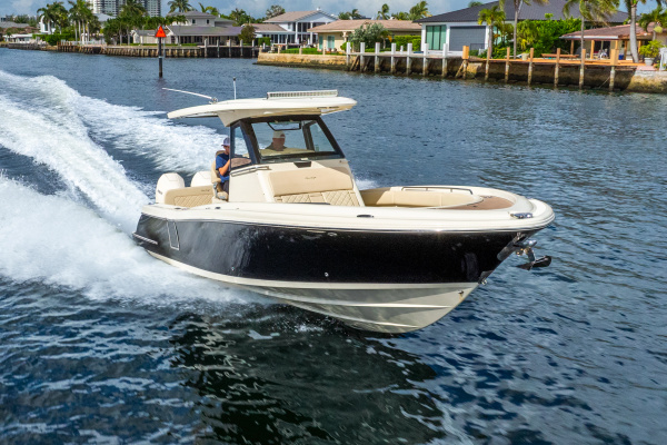 DILLIGAF 30ft Chris Craft Yacht For Sale