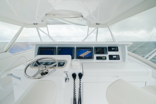 Water s Edge 60ft Hatteras Yacht For Sale