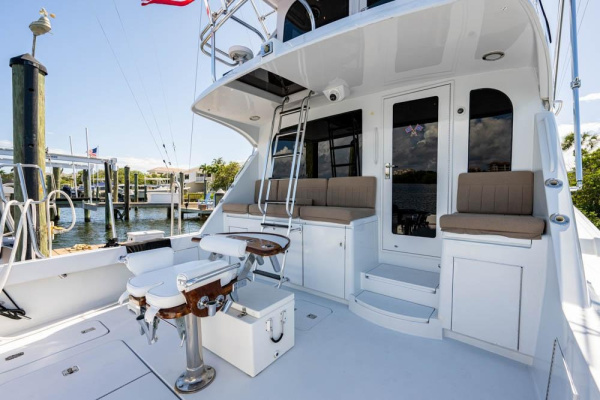 60ft Hatteras Yacht For Sale