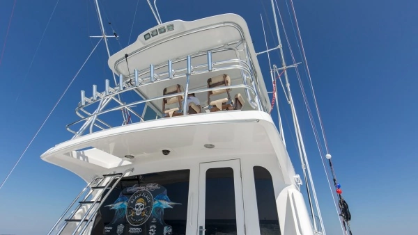Hatteras 54 Convertible Yacht For Sale