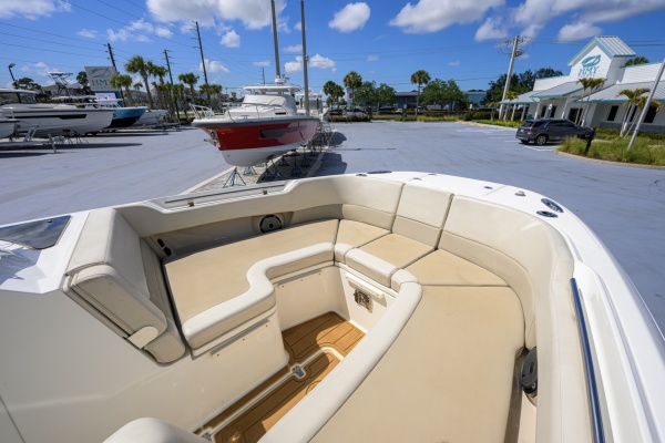 Boston Whaler 32 - Veronica