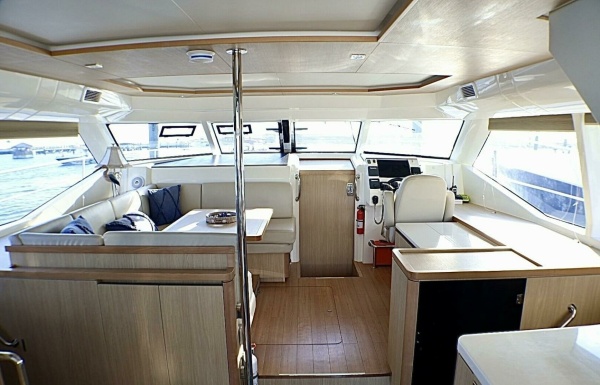 Mimi s Oasis 44ft Aquila Yacht For Sale
