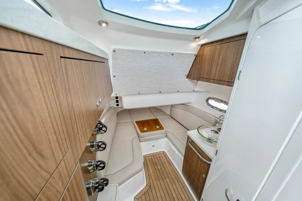 2025 Boston Whaler 38