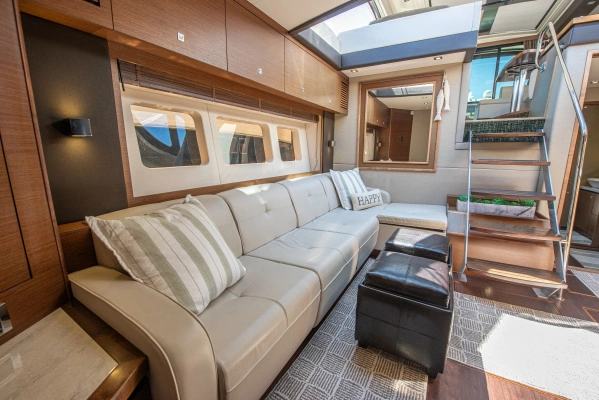 Sea Ray Sundancer 510 Yacht For Sale