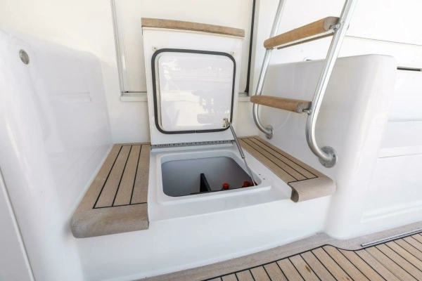 2013 Viking 76