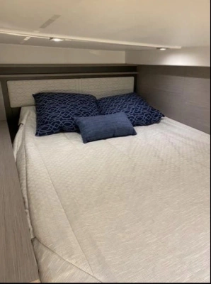 2022 Tiara Yachts 43