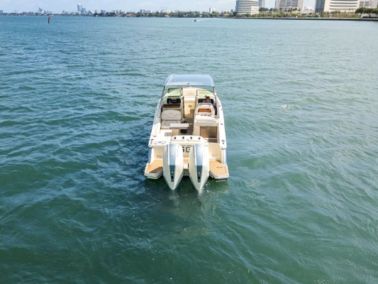 2024 Chris-Craft 28