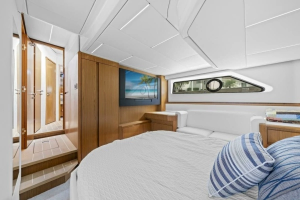 Photo of the 2023 Tiara Yachts EX 60 "Tranquil Moments II"