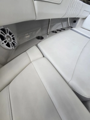 2022 Regal 38