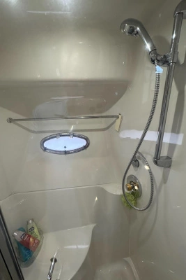 2000 Carver 45