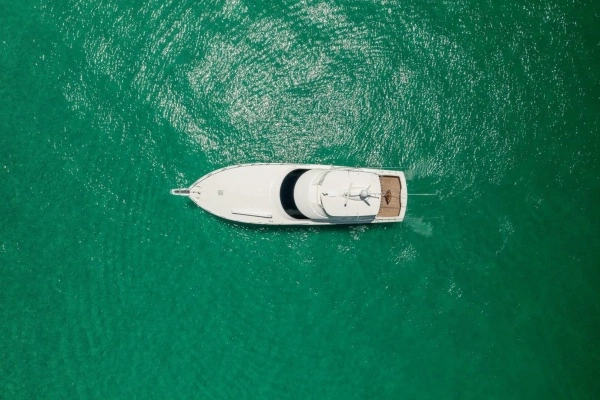 2015 Viking 70