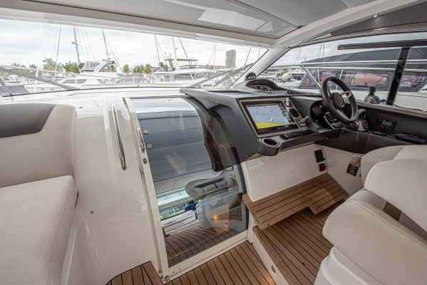 2025 Princess 40