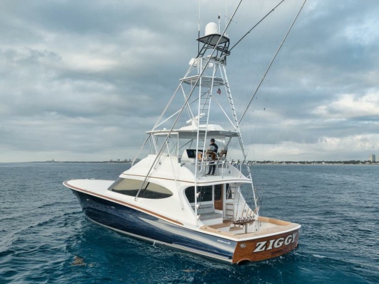 Ziggy 59ft Hatteras Yacht For Sale