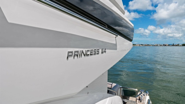 No Vacansea 64ft Princess Yacht For Sale