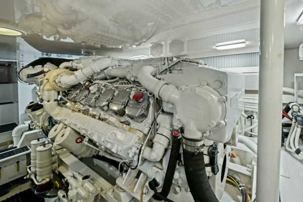 2006 Viking 56 Convertible SUMMER SALT