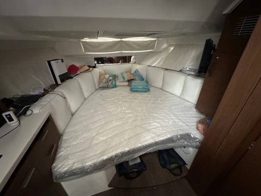 35ft Jeanneau Yacht For Sale