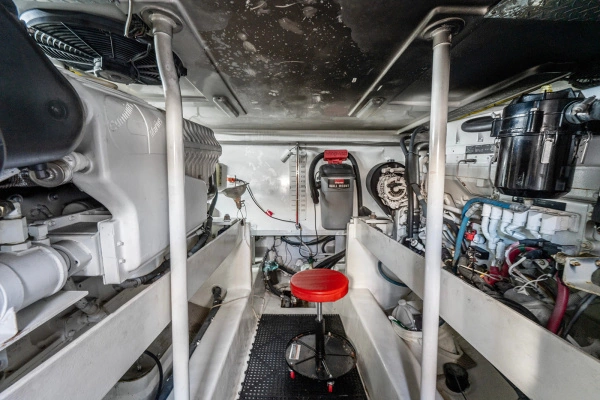2006 Luhrs 41