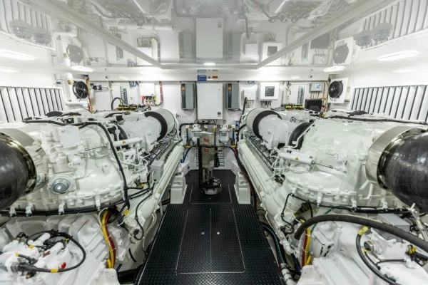 2026 Viking 82