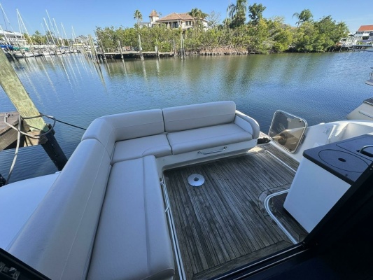 Lopez Cove II 47ft Sea Ray Yacht For Sale