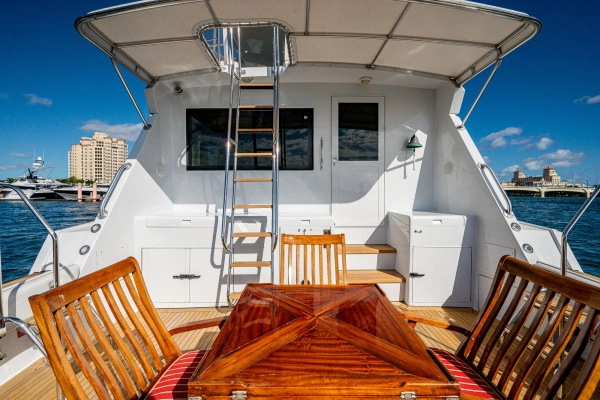 1997 Hatteras 65