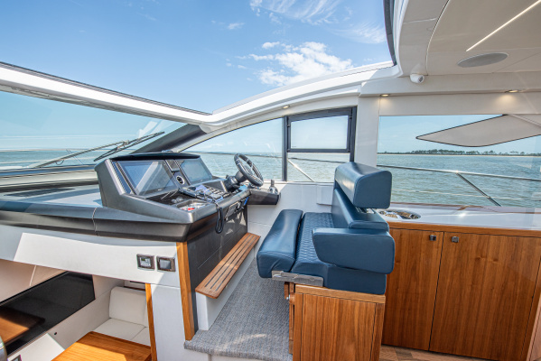 DULZURA 50ft Sunseeker Yacht For Sale