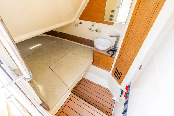 2019 Chris-Craft 30