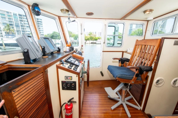 2003 Trawler 36