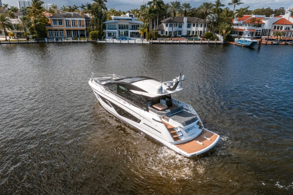 2022 Sunseeker 65