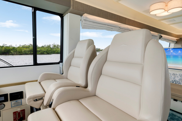 MEGNIFICENT 60ft Azimut Yacht For Sale