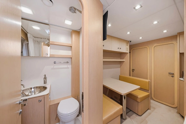 2017 Riva 88