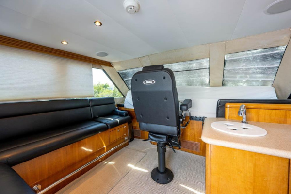 60ft Hatteras Yacht For Sale
