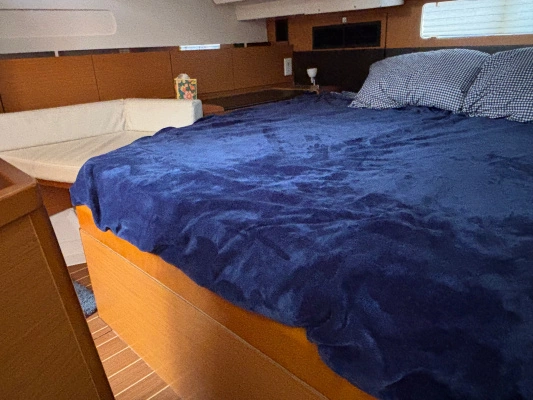 Jeanneau Sun Odyssey 44DS Yacht For Sale