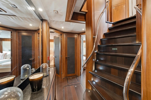 2010 Sunseeker 112
