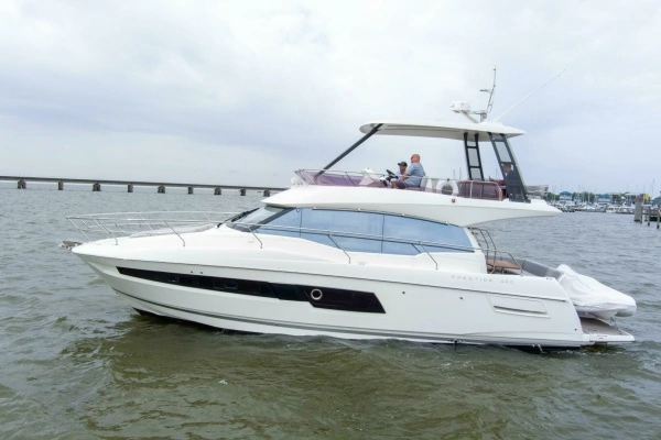 2023 Prestige 46