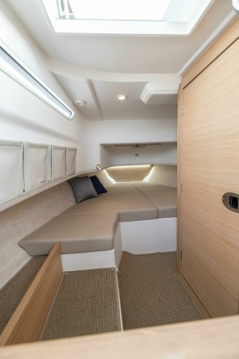 Nimbus Tender 9 Cabin