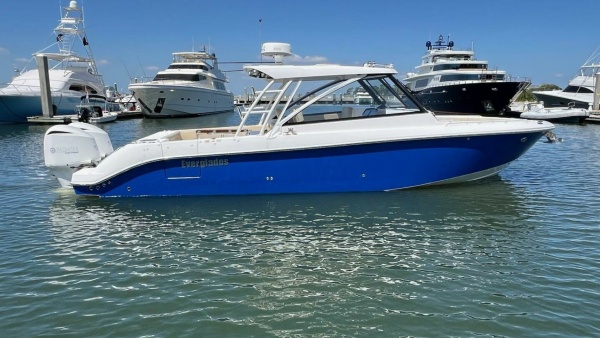 Solamore 34ft Everglades Yacht For Sale