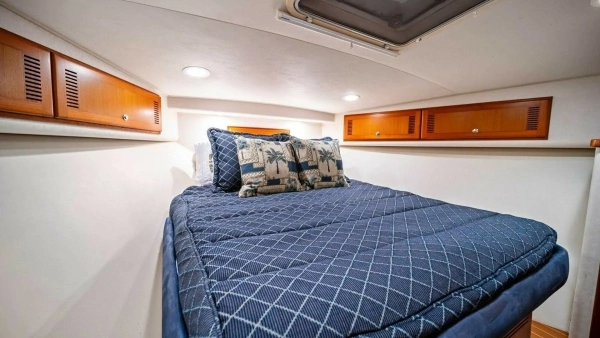 2005 Cabo 40