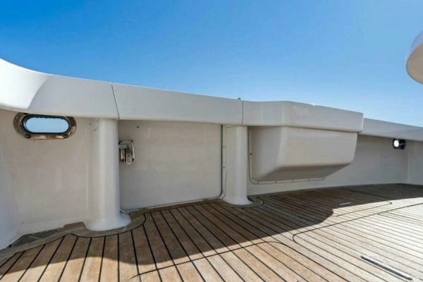 2003 Viking 48