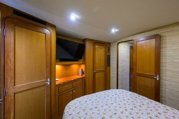 MEMBERS ONLY 56ft Ocean Yachts Yacht For Sale