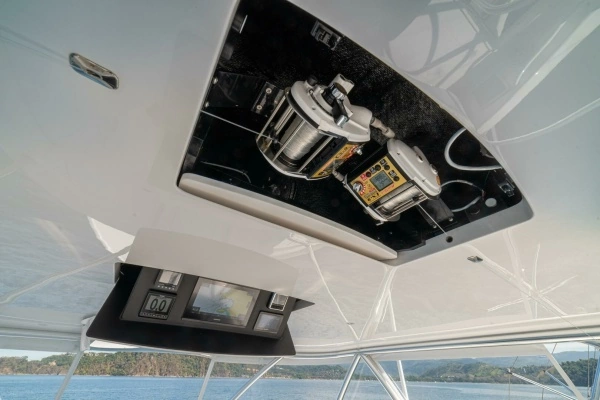 2025 Viking 58