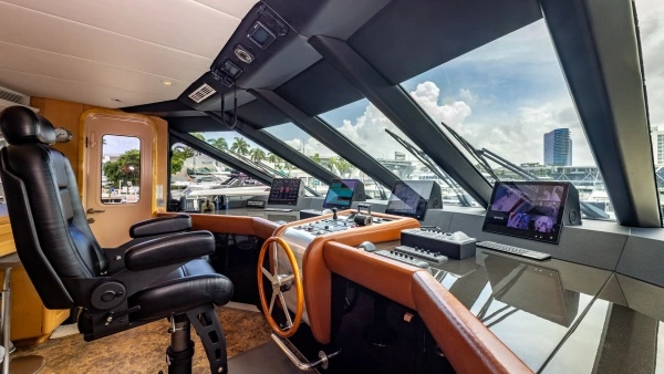 1998 Trinity Yachts 144