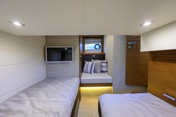 Daybreak 44ft Tiara Yachts Yacht For Sale