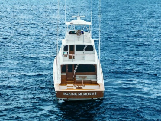 Viking 82 Skybridge - Exterior Transom