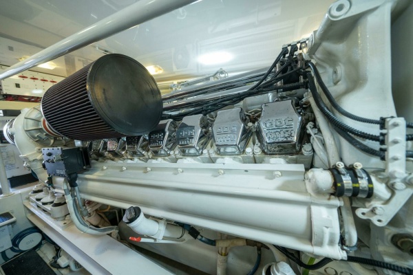 RUNNING OVER 68ft Viking Yacht For Sale