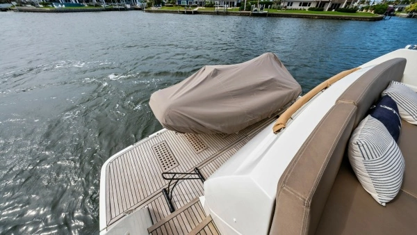 2015 Prestige 55