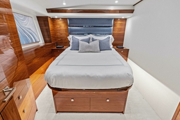 Team Harvey  82ft Viking Yacht For Sale